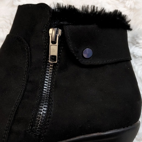 Karen Scott Black Booties Size 8M - Picture 9 of 12